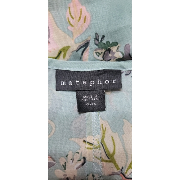 Metaphor Floral Top Size XL - Picture 4 of 6